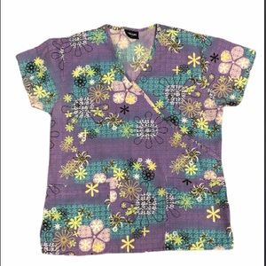 Absolute SZ M Scrubs Top🌸🌸